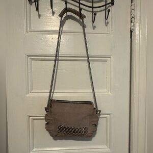 ❤️‍🔥❤️‍🔥 Be & D Elegant Tan with Silver Chain Shoulder Bag